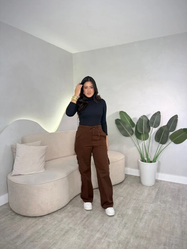 Calça Jeans Wide Leg Cargo Cintura Alta Astri