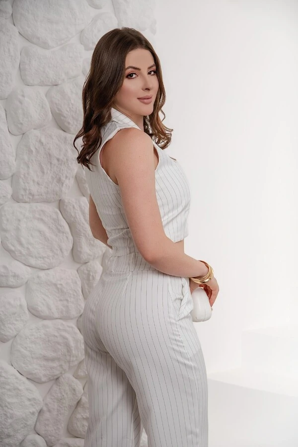 Conjunto Colete E Calça Alfaiataria Risca De Giz Miriana