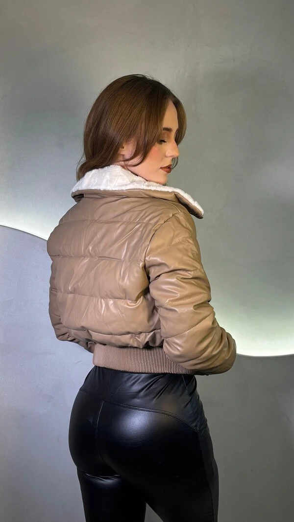 Jaqueta Puffer Gola Alta