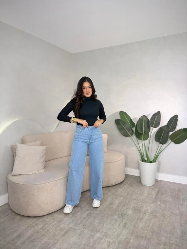Calça Jeans Wide Leg Básica Astri