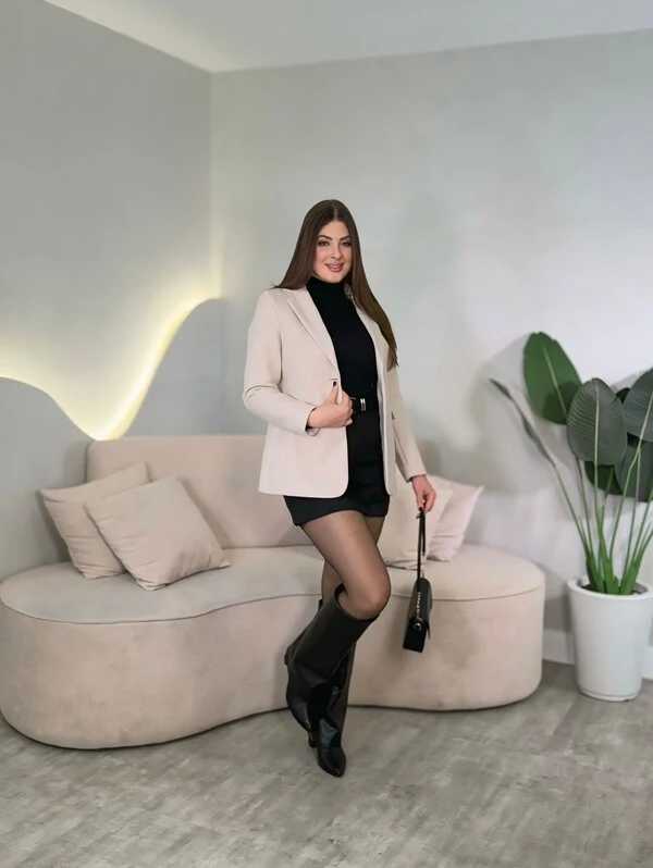 Blazer Amanda