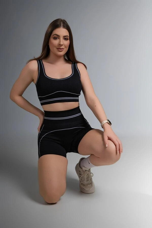 Use.Mood - Conjunto Top E Shorts Canelado Lu