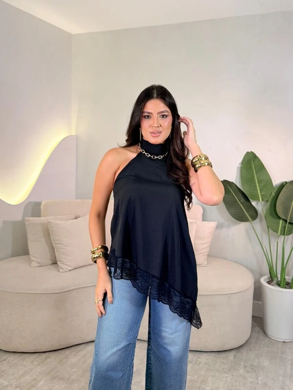 Blusinha Assimétrica Com Amarração No Pescoço Com Renda Bia