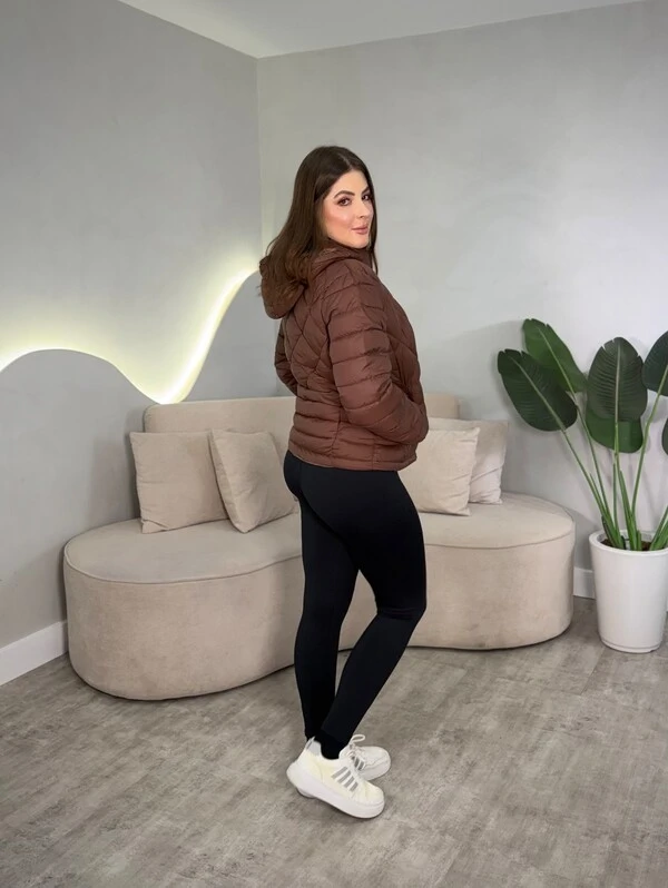 Jaqueta Gominho Com Capuz Ana