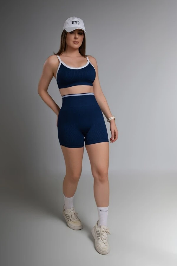 Use.Mood - Conjunto Lara