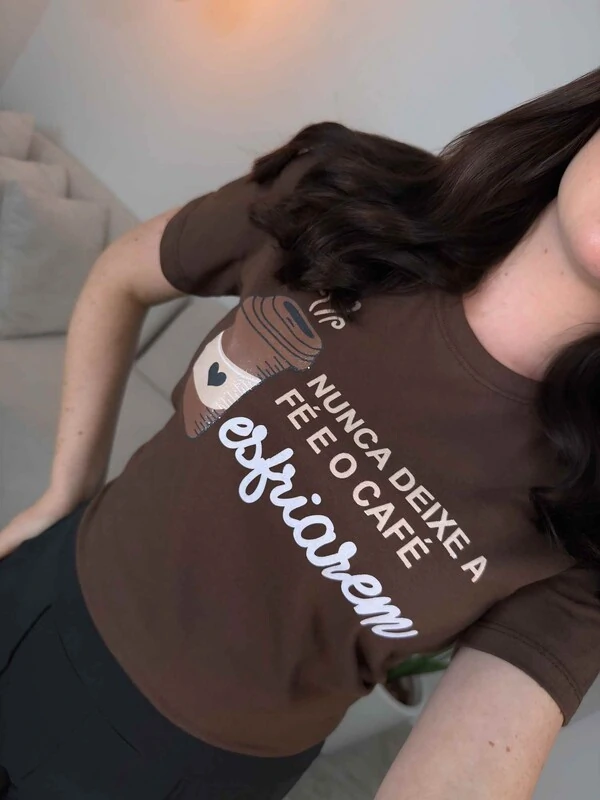 T-Shirt Fé e Café