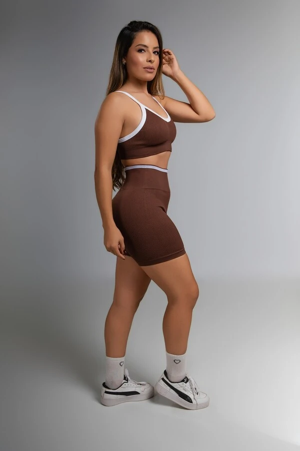 Use.Mood - Conjunto Lara