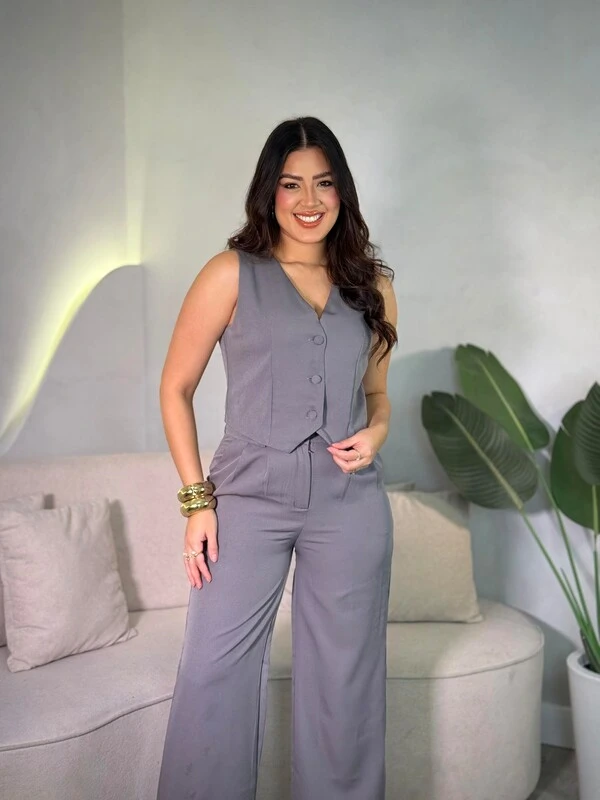 Conjunto Em Alfaiátaria Karoliny