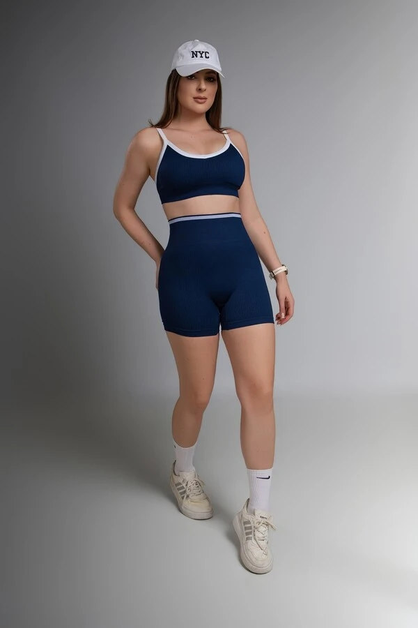Use.Mood - Conjunto Lara