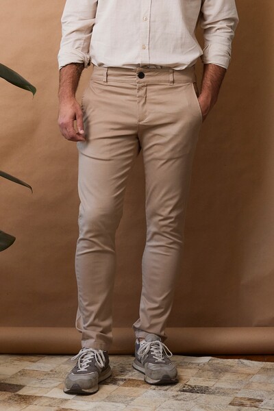 Foto Calça Chino Sarja ElastIc Motion