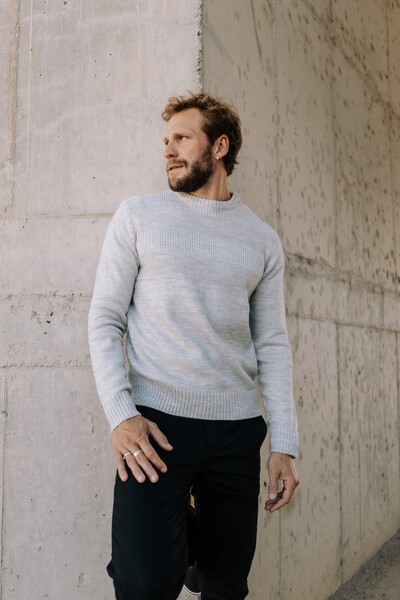 Foto Tricô Gola Redonda Foundation