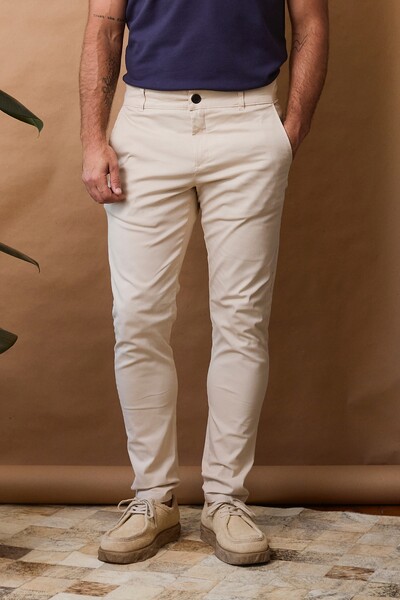 Foto Calça Chino Sarja ElastIc Motion