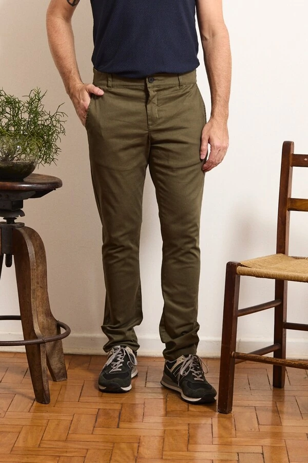 Calça Chino Sarja ElastIc Motion