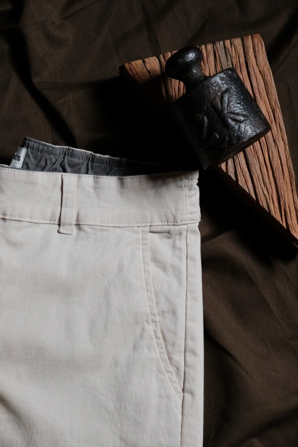 Calça Chino Sarja Elastic Motion