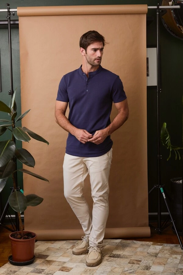 Camiseta Classic Henley