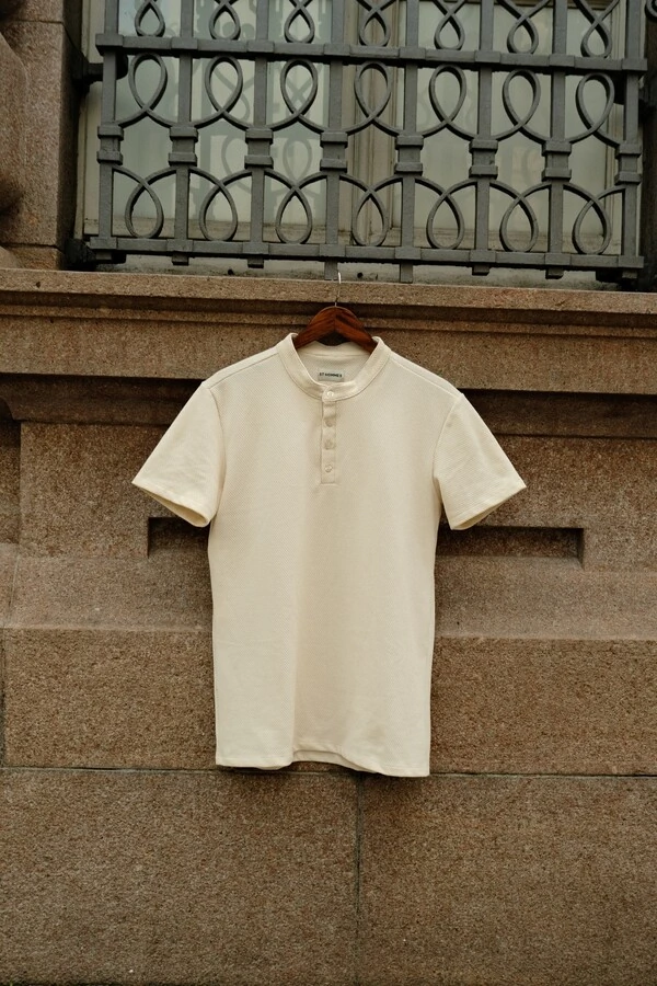 Camiseta Classic Henley
