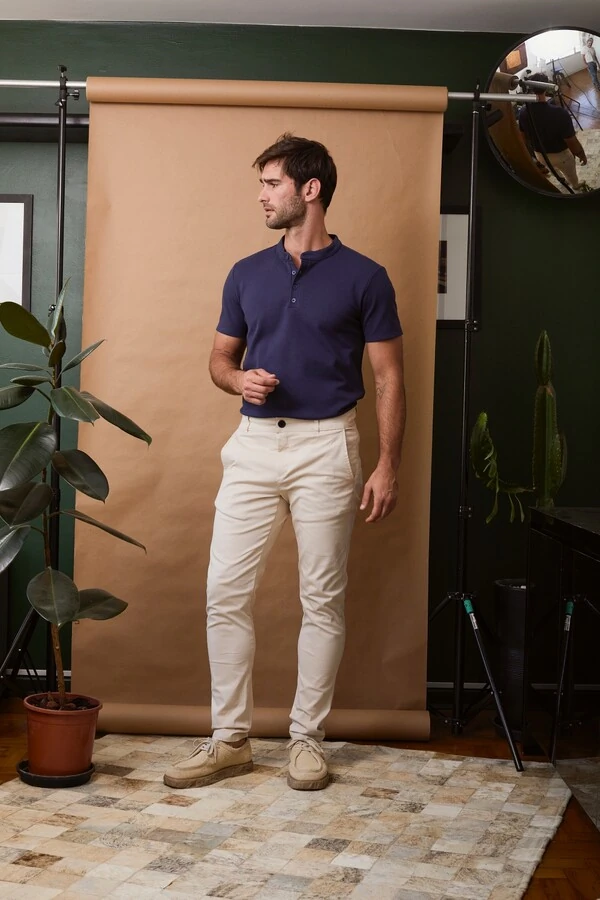 Calça Chino Sarja ElastIc Motion