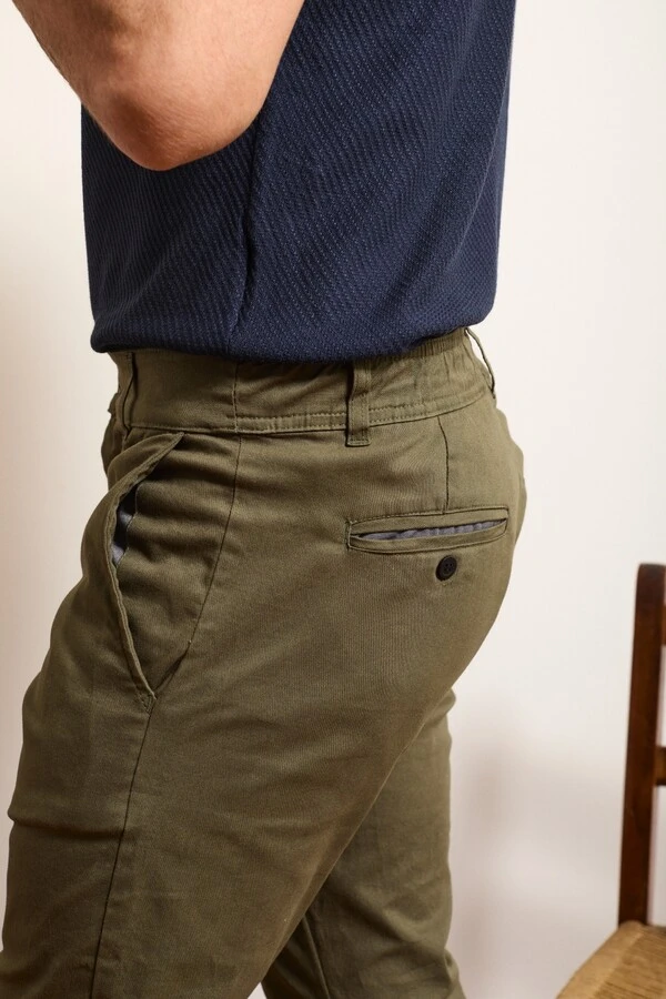Calça Chino Sarja Elastic Motion