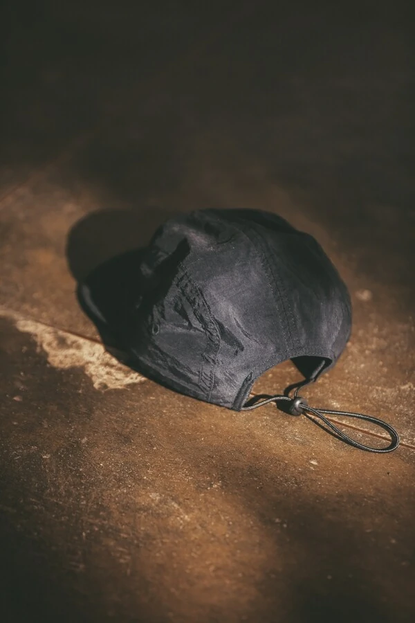 Boné Five Panel Running Goods
