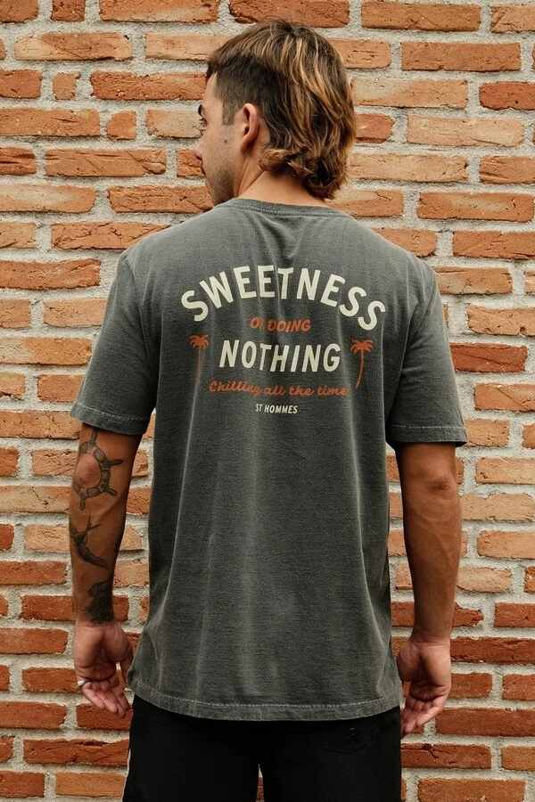 Camiseta Chilling All The Time