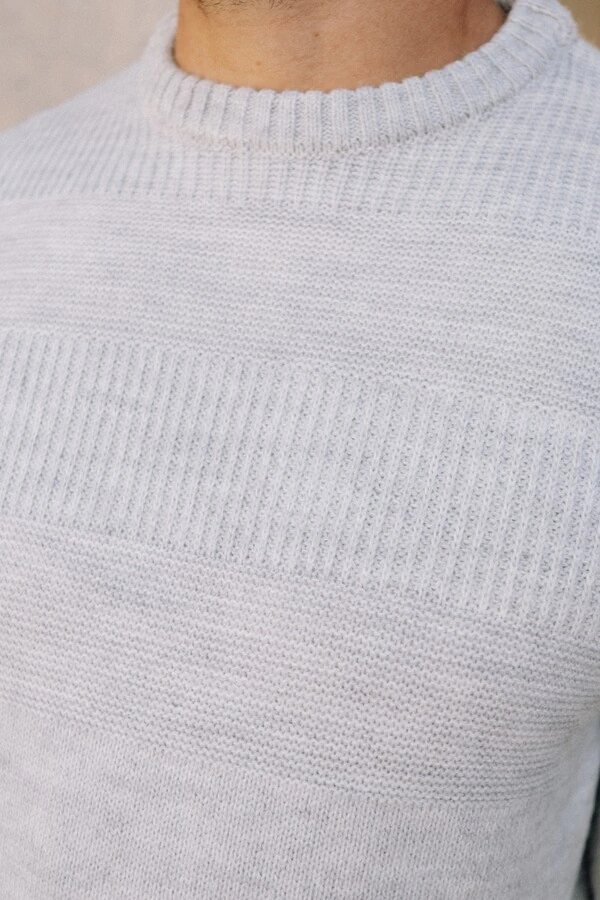 Tricô Gola Redonda Foundation