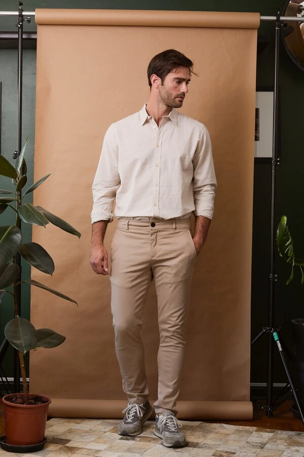 Calça Chino Sarja ElastIc Motion