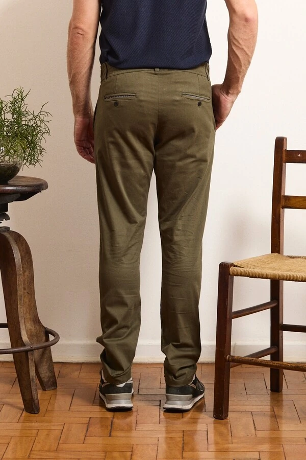 Calça Chino Sarja ElastIc Motion