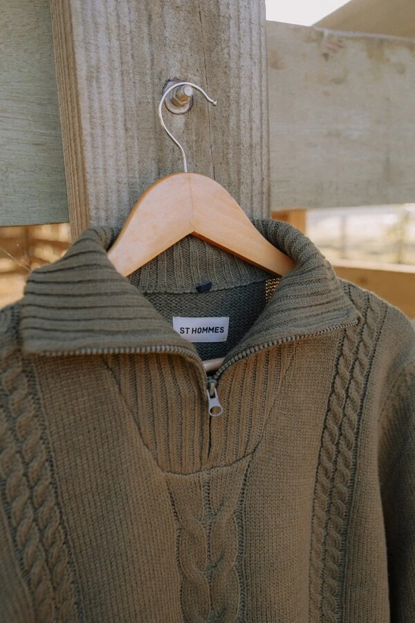 Tricô Gola com Zíper Wind Layer