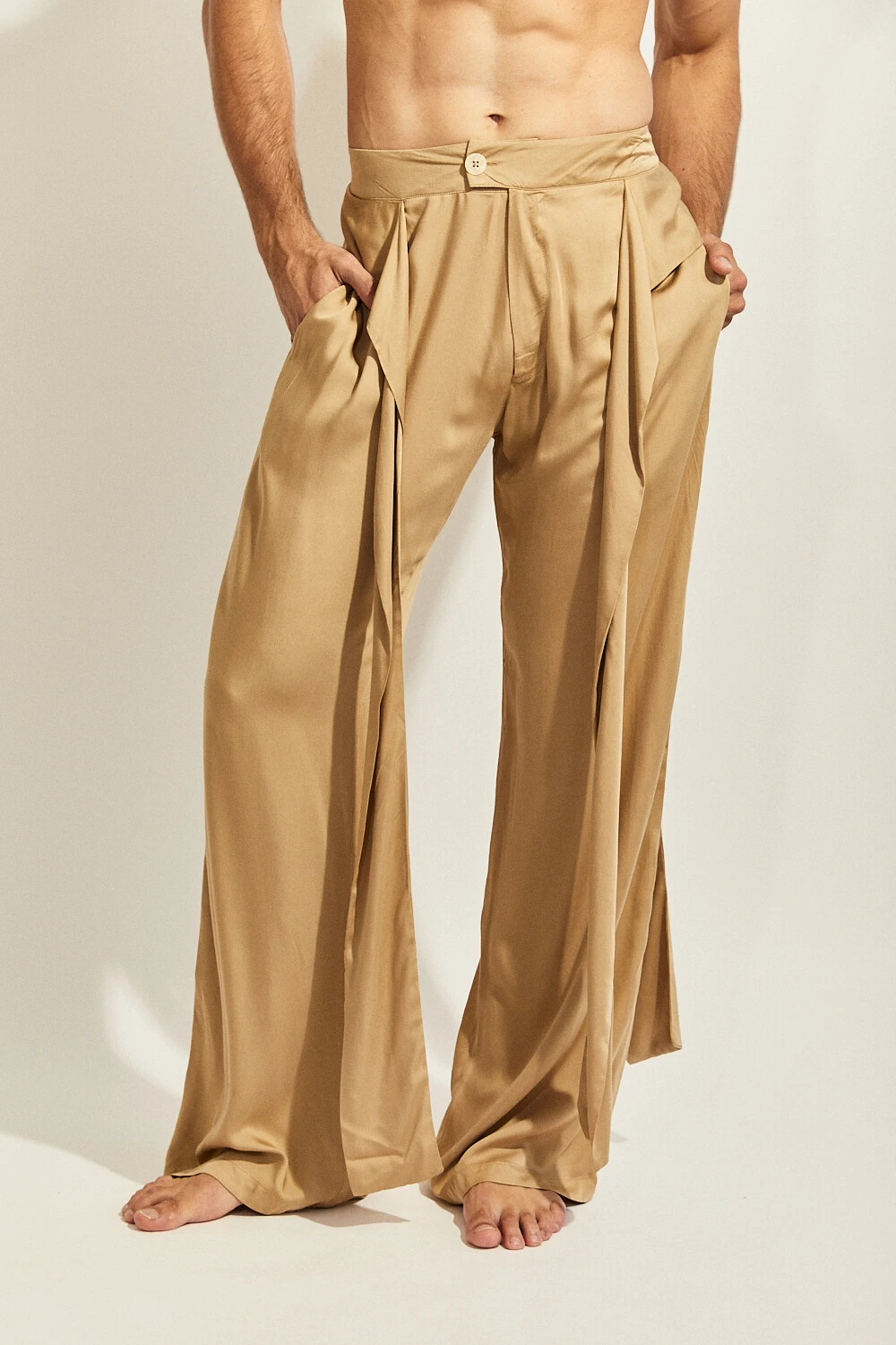 Foto Calça Vertente Maré em Viscose Acetinada