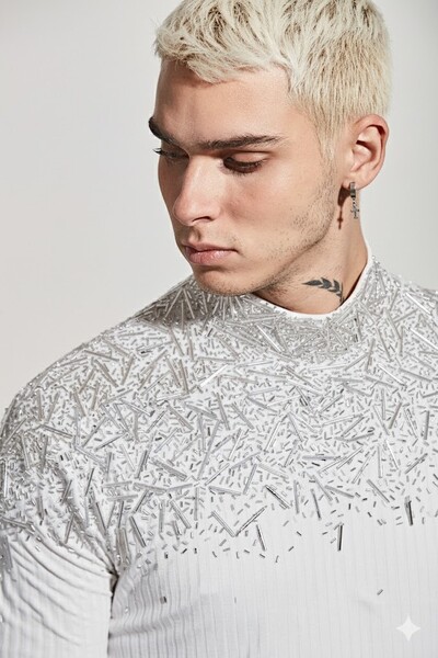 FotoCanelada Bordada em Vidrilhos Degradê