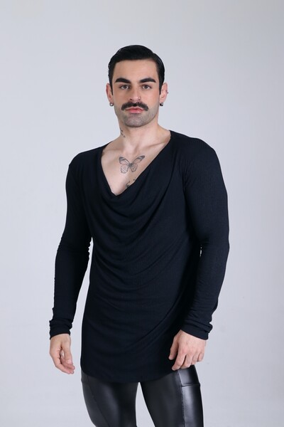 Foto Blusa Erebo Decote Drapeado