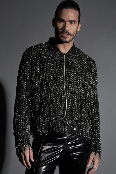 Foto Jaqueta de Franjas em Missangas Bordada Manualmente