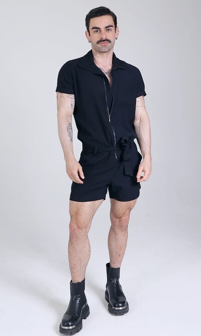 Foto Macacão Preto Alfaiataria Curto