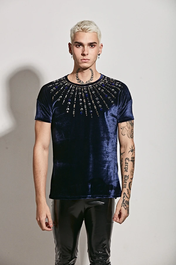 Camiseta em Veludo Bordada