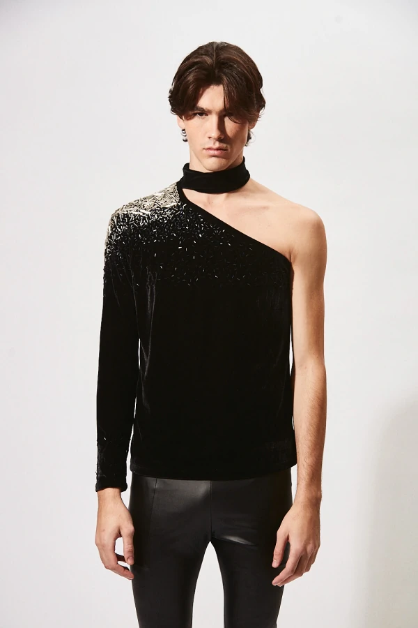 Camiseta Ombro Só em Veludo com Bordado em Vidrilhos