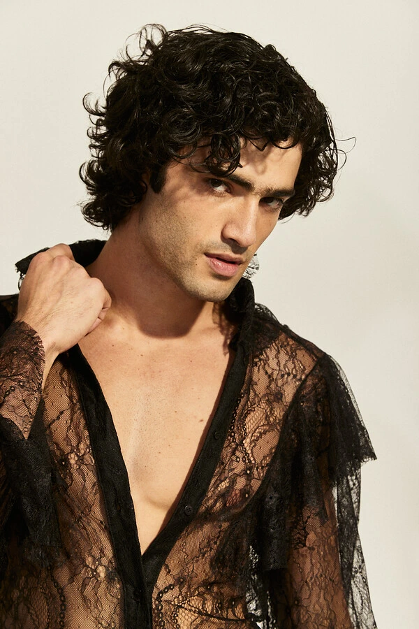 Camisa Sonata Maré em Renda Chantilly