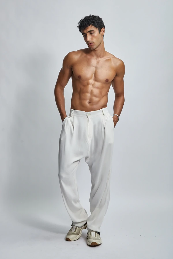 Calça Vital em Alfaiataria de Viscose