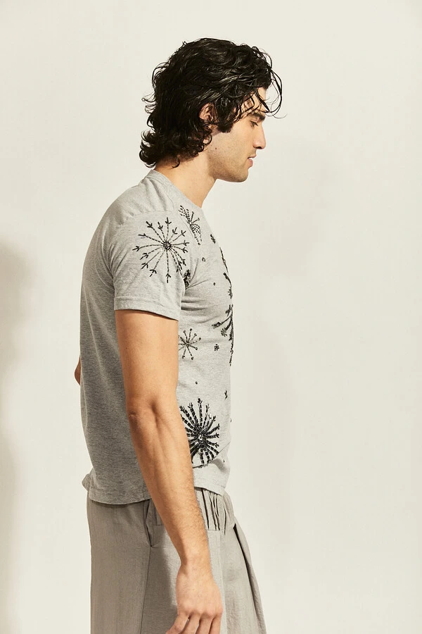 Camiseta Estelar Maré Bordada