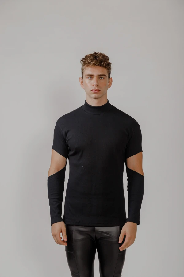 Camiseta em Ribana com Abertura