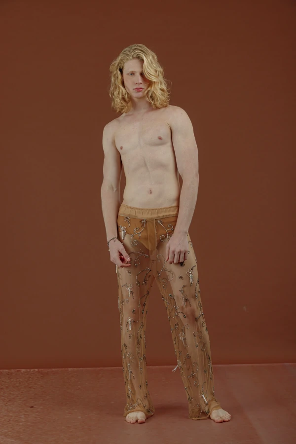 Calça em Tule Bordada Manualmente