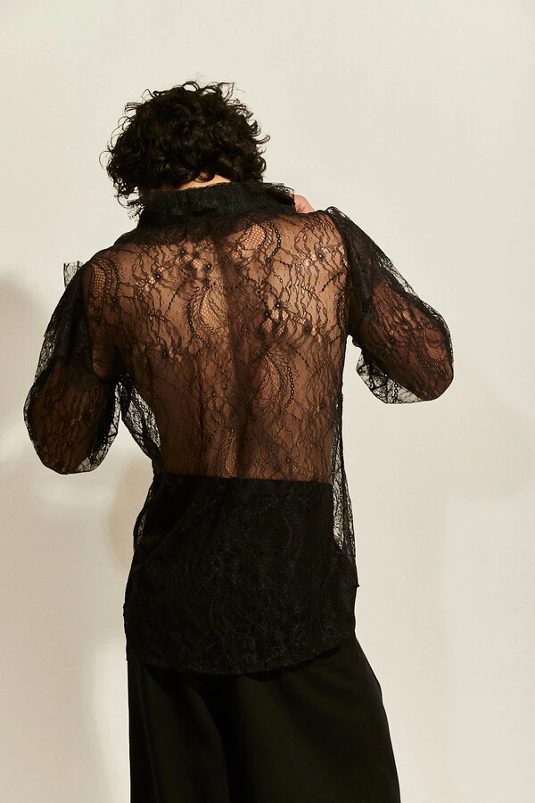 Camisa Sonata Maré em Renda Chantilly