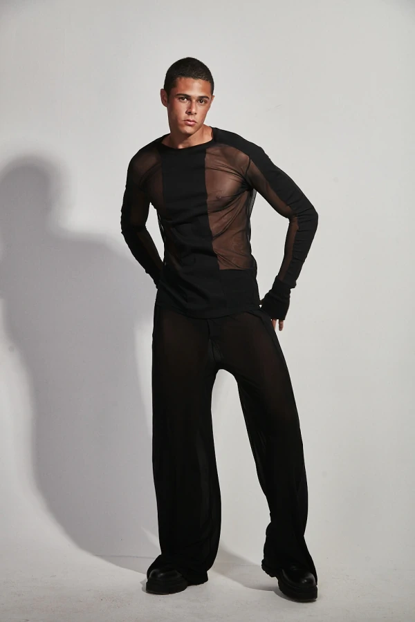 Pantalona em Ribana e Tule