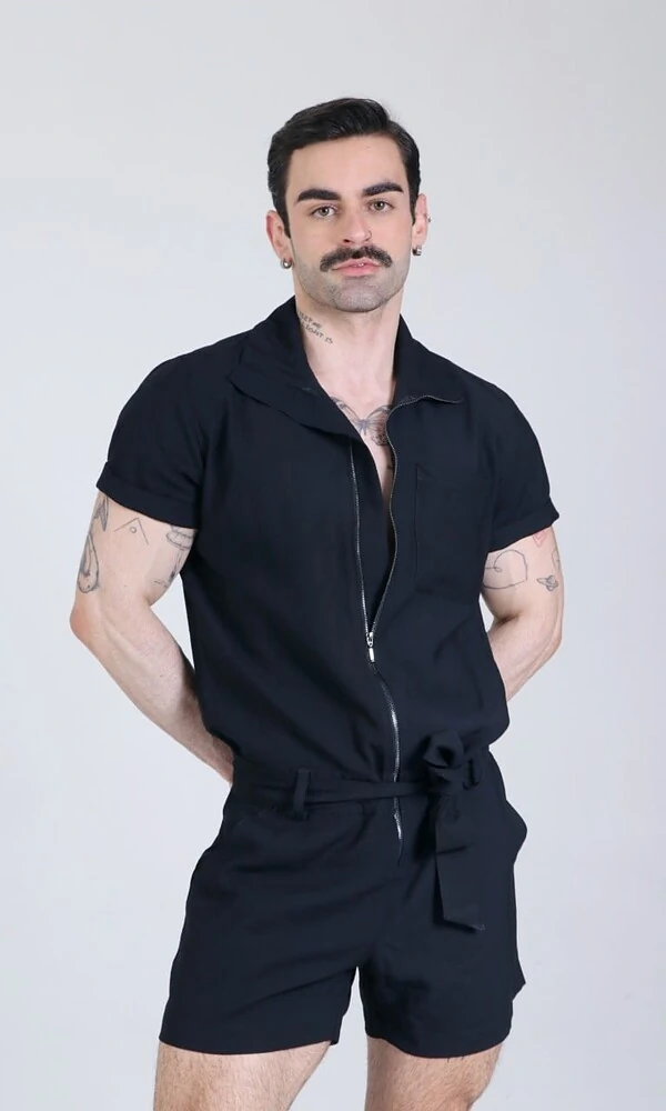 Macacão Preto Alfaiataria Curto