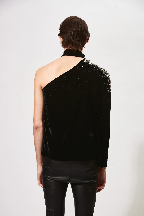 Camiseta Ombro Só em Veludo com Bordado em Vidrilhos