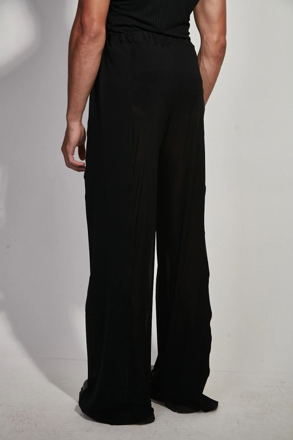 Pantalona em Ribana e Tule