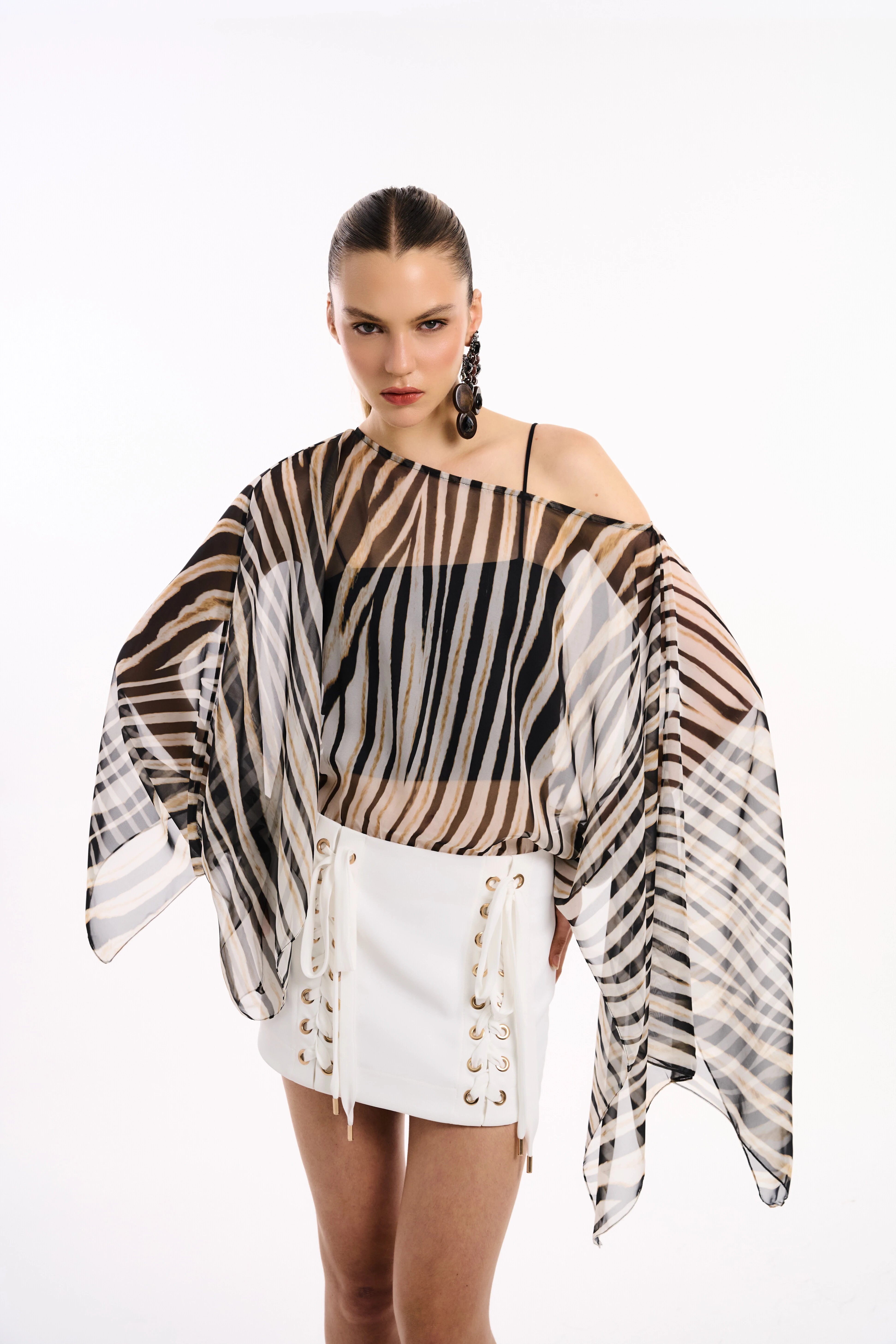 Foto Vestido Organza Saia Ilhos