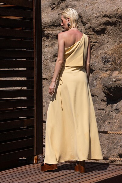 FotoVestido Longo Ombro Só