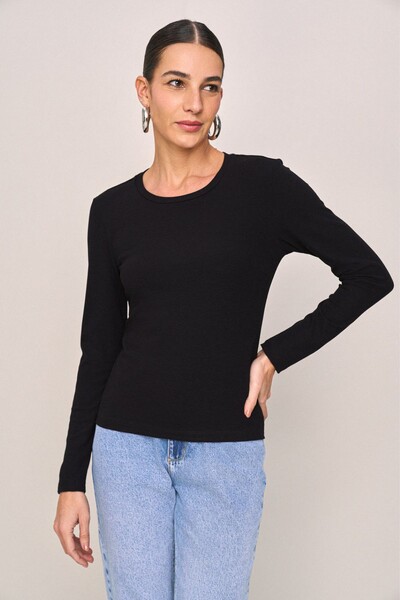 FotoBlusa Manga Longa Decote Careca