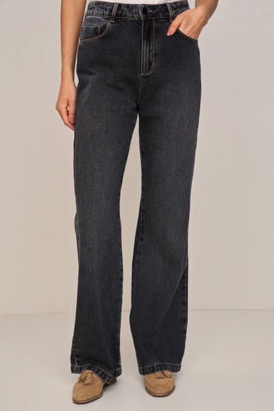 Foto Calça Wide Leg Básica