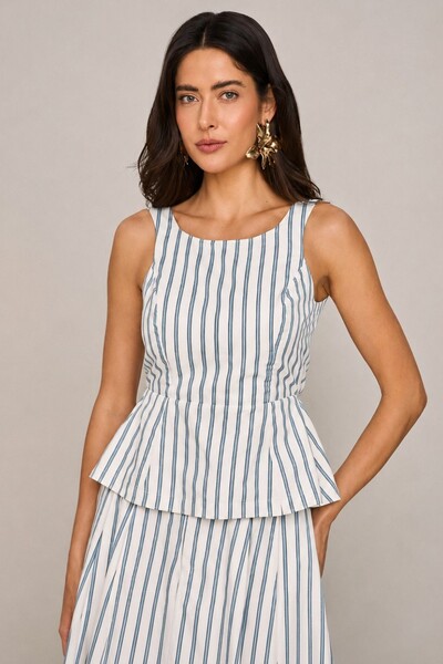 Foto Blusa Cavada Amarração nas Costas